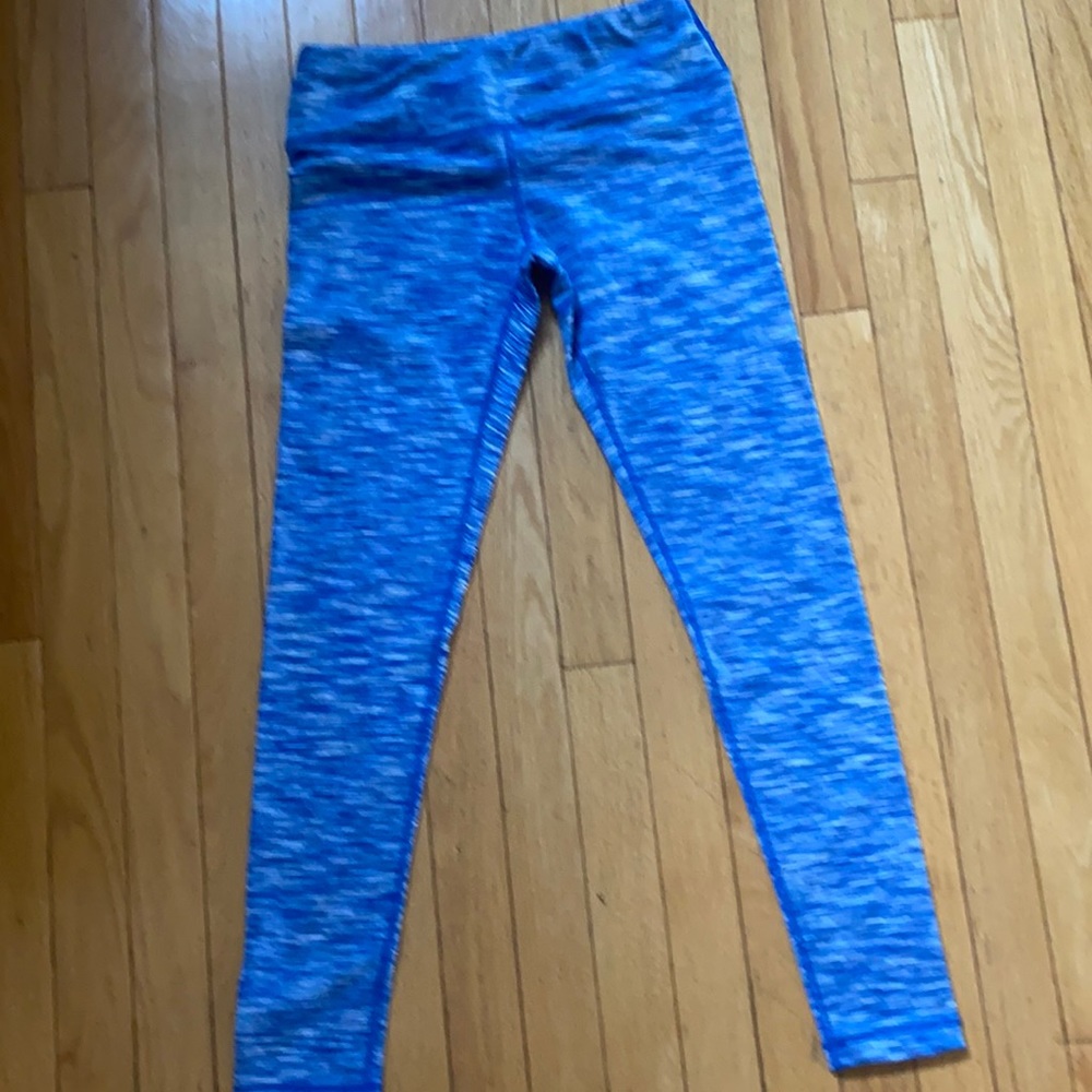 Velocity size small leggings